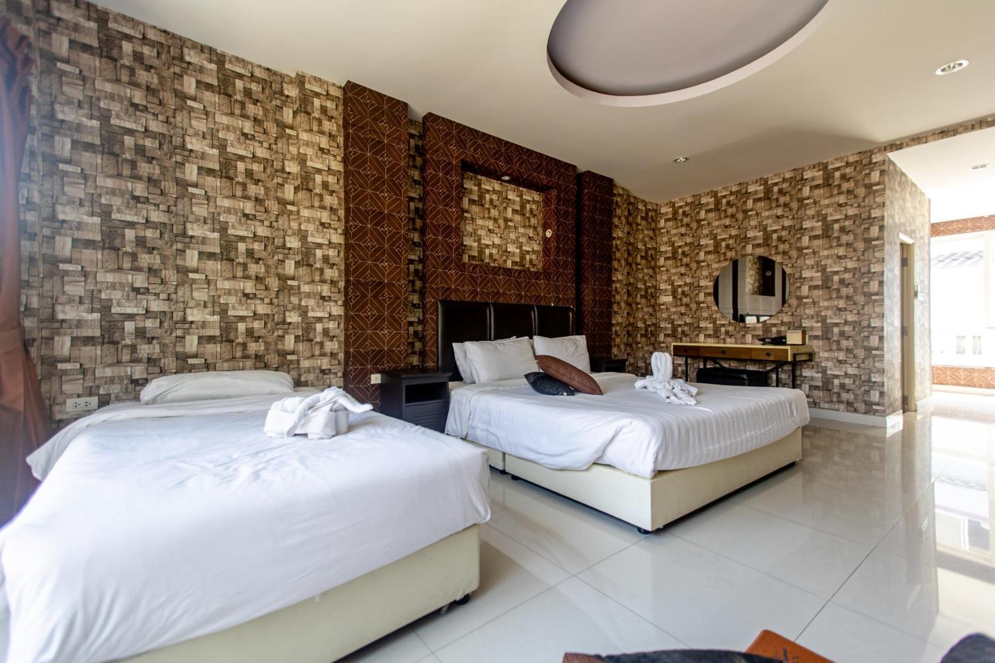 Sun Sky Resort Near Beach Джомтиен Бийч Екстериор снимка