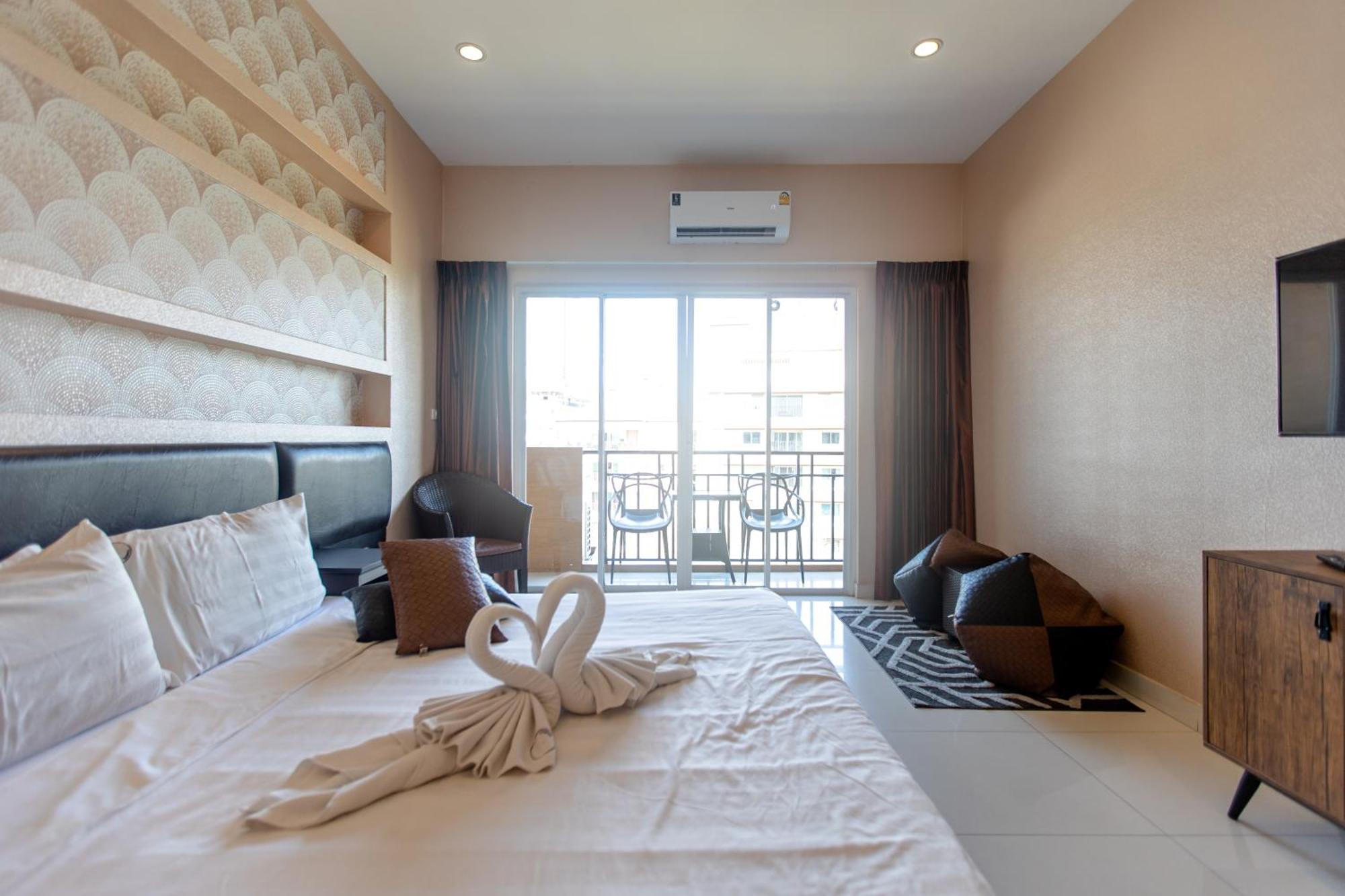 Sun Sky Resort Near Beach Джомтиен Бийч Екстериор снимка